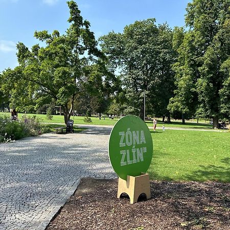 Apartament Rezidence Sadova Zlín Zewnętrze zdjęcie