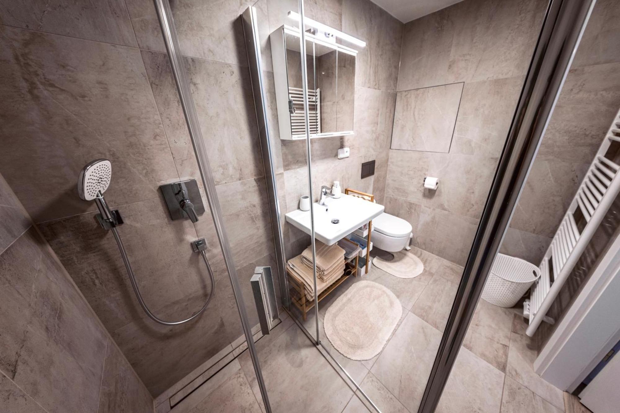 Apartament Rezidence Sadova Zlín Zewnętrze zdjęcie